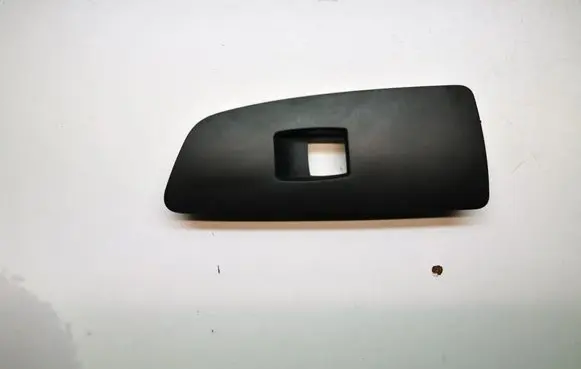 BMW 1 E82 E88 Other front door trim element 6970247