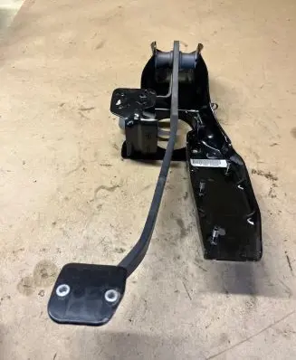 Ford Mondeo MK IV Brake pedal 7G9N2D094NB 9U48585