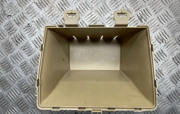 BMW X5 E70 Glove box central console 6963377 773201 0114381