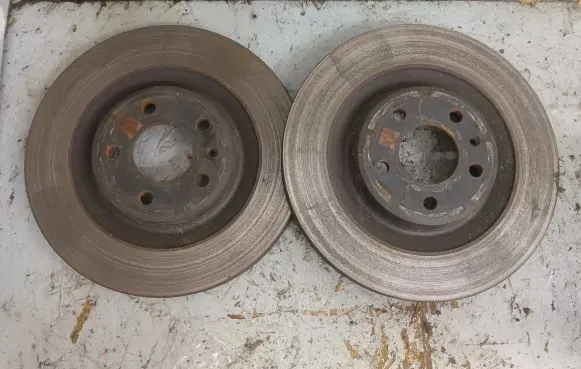 Volkswagen Touareg III Rear brake disc