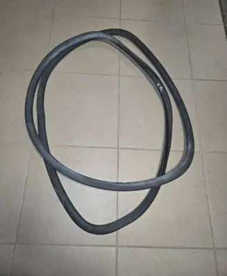 Volkswagen Polo IV 9N3 Front door rubber seal 6Q3867911H