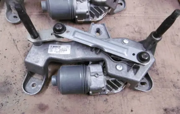 Mercedes-Benz S W221 Wiper motor 1397220670 1130954984