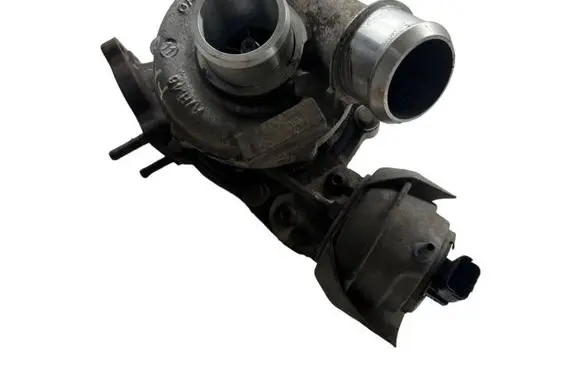 Ford Mondeo MK IV Turbo GTB1449VZ 9677D63790 9061981SN