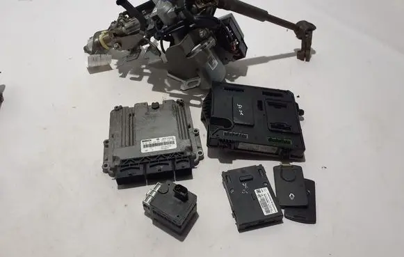 Renault Scenic III - Grand scenic III Engine ECU kit and lock set 