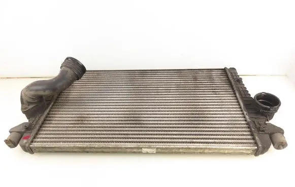 Seat Alhambra (Mk1) Intercooler radiator 3M219L440AA 7M3145804