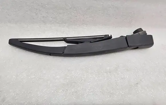 Citroen C5 Aircross Rear wiper blade arm 9819969277