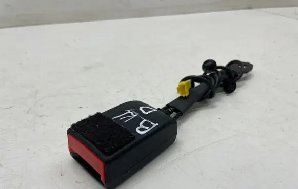 Mercedes-Benz B W246 W242 Front seatbelt buckle A24686001699