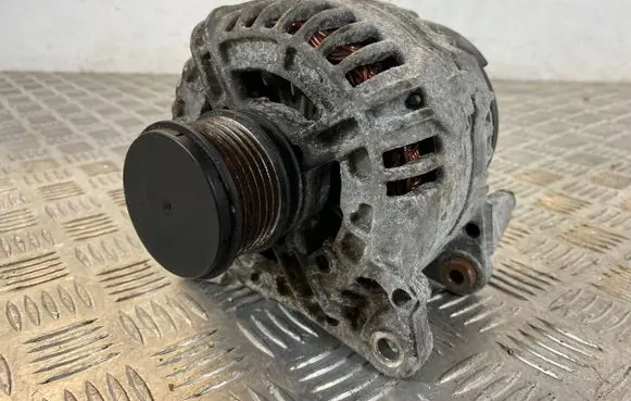 Skoda Octavia Mk2 (1Z) Generator/alternator 06F903023F 0124525091