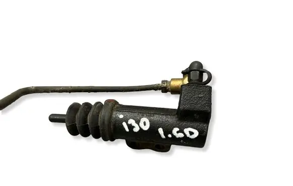 Hyundai i30 Clutch master cylinder 
