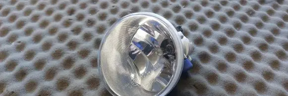 Toyota Yaris Front fog light 90008495