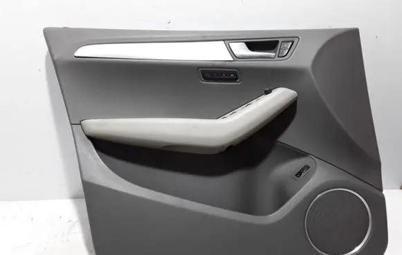 Audi Q5 SQ5 Front door card panel trim 8R1867103G