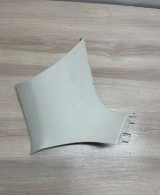 (D)pillar trim (top)