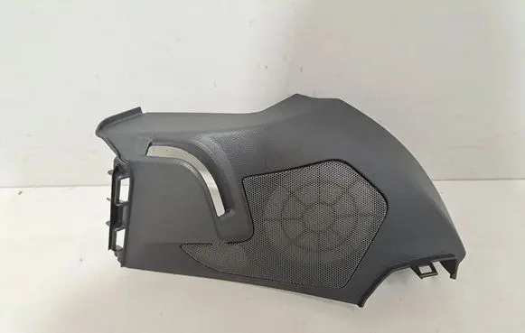 BMW 4 G22 G23 G24 G26 (C) pillar trim 7938236