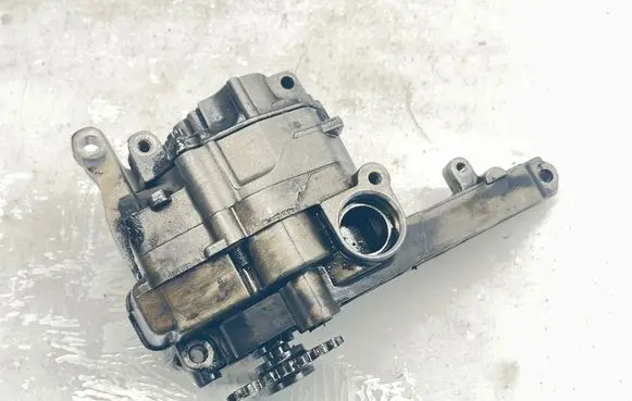 Mercedes-Benz ML W164 Oil pump A6421810847