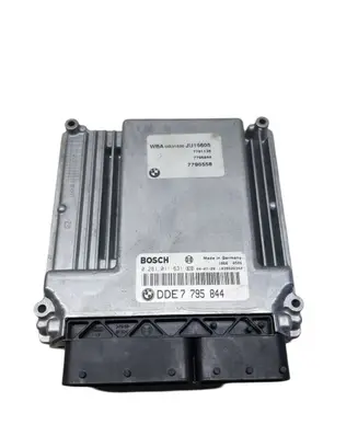BMW 1 E81 E87 Engine control unit/module ECU 0281011631 nr6922