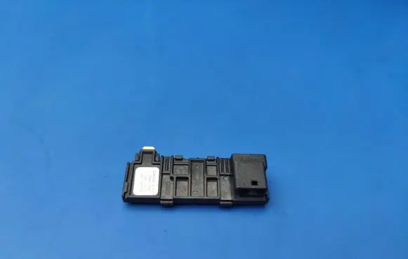 Mercedes-Benz C W204 Outside/external air temperature sensor A2048210851