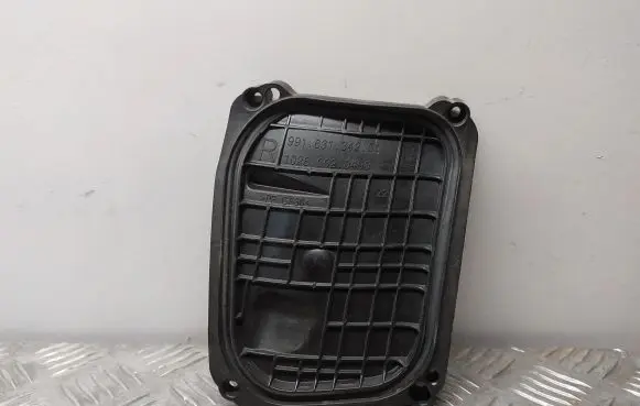 Porsche 911 991 Headlight/headlamp dust cover 99163134201