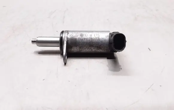 Audi A4 S4 B8 8K Camshaft vanos timing valve 06H103697A