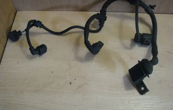Engine installation wiring loom