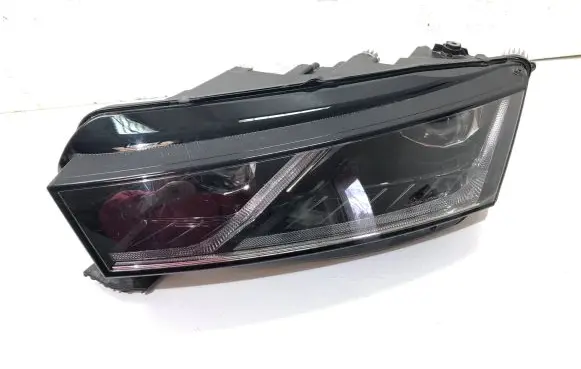 Skoda Octavia Mk4 Headlight/headlamp 5E4941015A 992941572CD FULL-LED