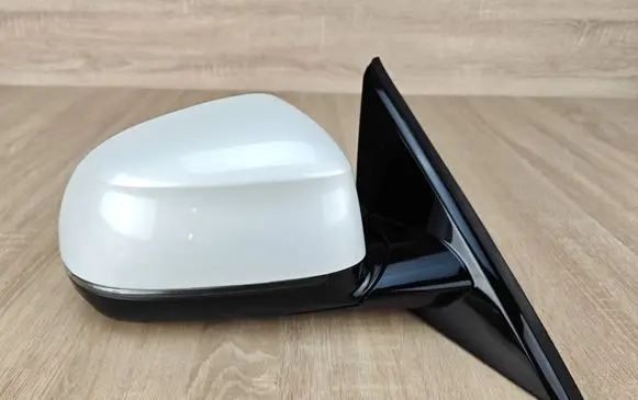 Front door electric wing mirror