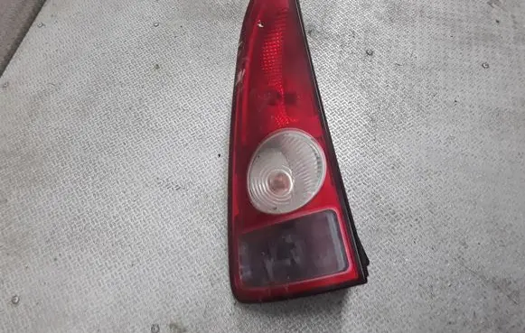 Renault Espace - Grand espace IV Rear/tail lights 82000227153