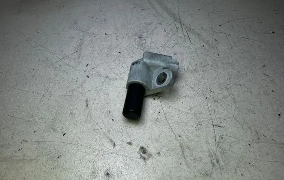 Peugeot 406 Camshaft position sensor 9628559980