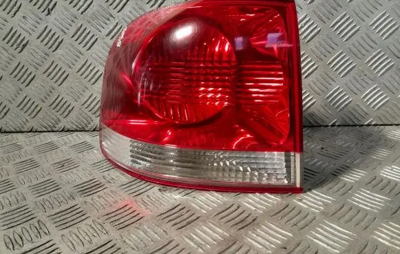 Volkswagen Touareg I Rear/tail lights 7L6945095K