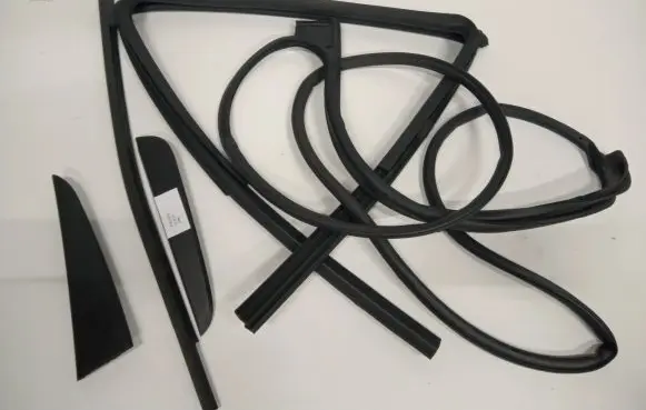 Mercedes-Benz X-class W470 Rubber seal rear door 