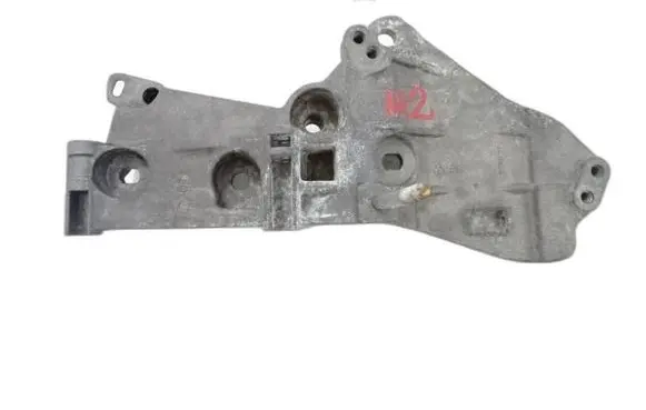 Renault Clio IV Generator/alternator bracket 8200669494