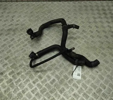 Audi Q3 F3 Engine coolant pipe/hose 5Q0122291ED 5QF121049K