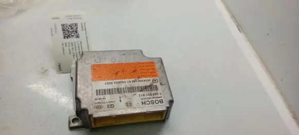 Mercedes-Benz C W203 Airbag control unit/module 0285001813 2038206385