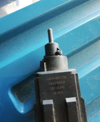 Volkswagen Golf VI Brake pedal sensor switch 1j0945511b