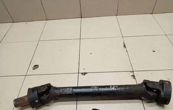 Mitsubishi L200 Front prop shaft 