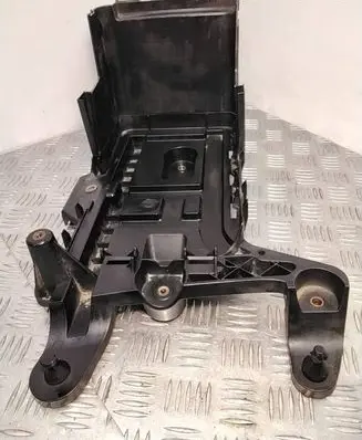 Battery box tray