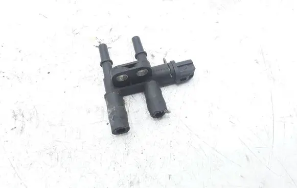 Hyundai Santa Fe Fuel line pipe NOCODE