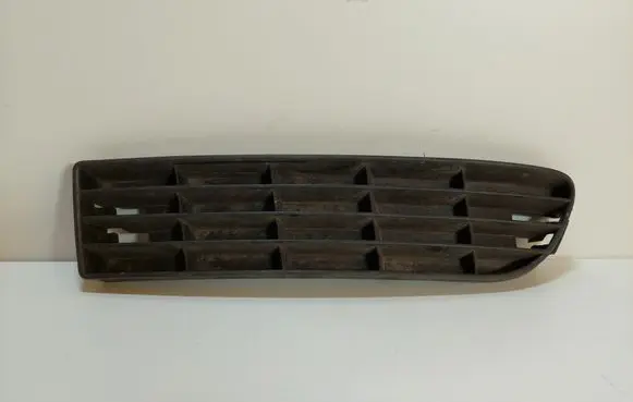 Audi A6 S6 C4 4A Front fog light trim/grill 4A0807345J