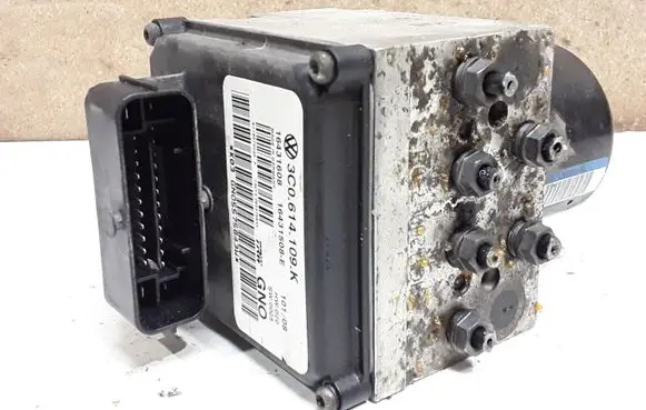 Volkswagen PASSAT B6 ABS Pump 3C0614109K