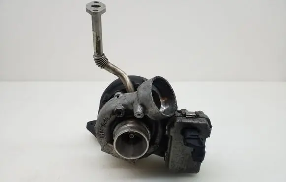 Mercedes-Benz C W204 Turbo A6510900086
