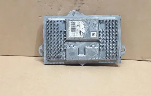 Peugeot 508 Headlight ballast module Xenon 90062307 90032783