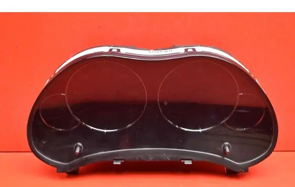 Speedometer (instrument cluster)