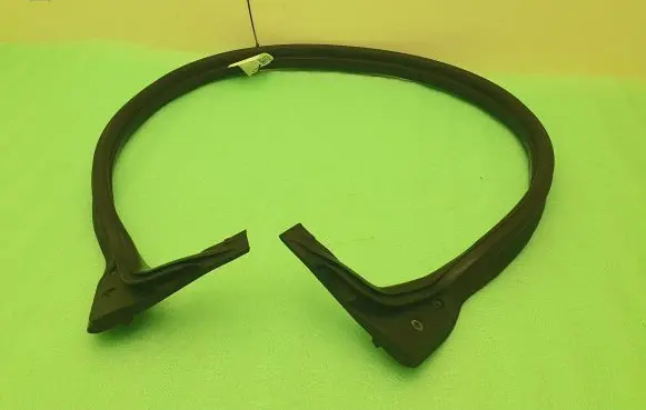 BMW Z4 E89 Rubber seal tailgate window/glass 51767191265 7191265