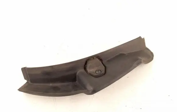 Mercedes-Benz C AMG W205 Loading door rubber seal (on body) 2056901441 2056930633