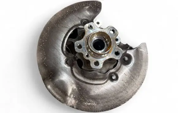 BMW i4 Rear wheel hub spindle/knuckle 6893273