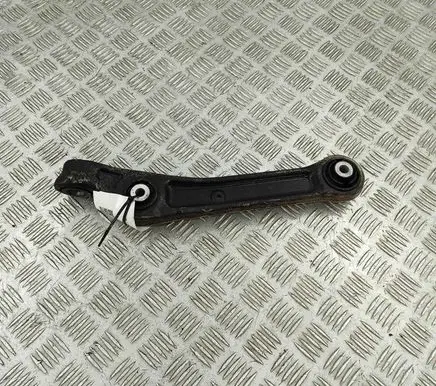 Audi A4 S4 B9 8W Front lower control arm/wishbone 8W0407152A