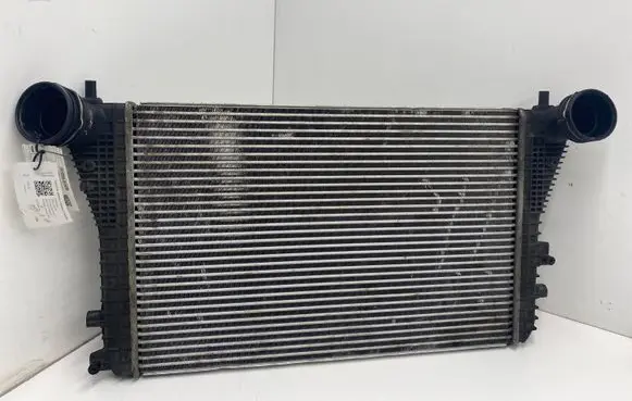 Volkswagen Touran I Intercooler radiator 1K0145803T 1K0145803