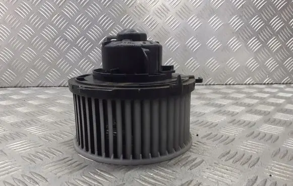 Mazda 5 Front door blower motor 894000-0270