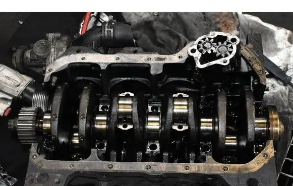 Volkswagen Transporter - Caravelle T4 Engine block ABL