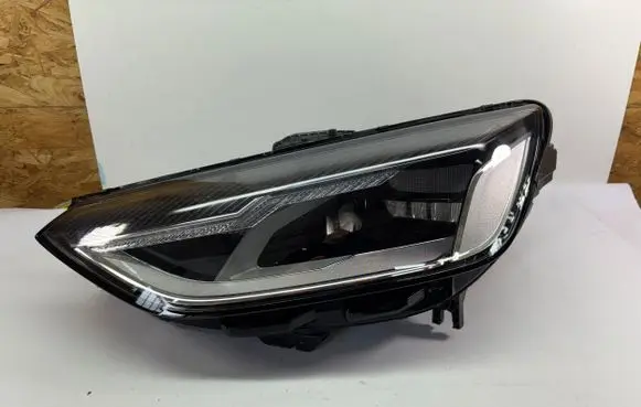 Audi A4 S4 B9 8W Headlight/headlamp 8W0941011 LL01460M8