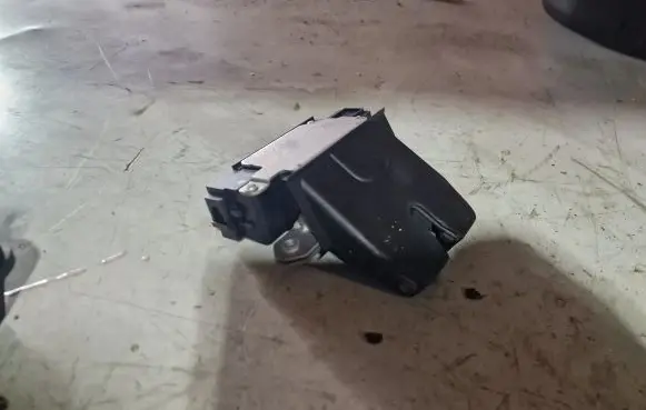 Ford Focus Tailgate/trunk/boot lock/catch/latch